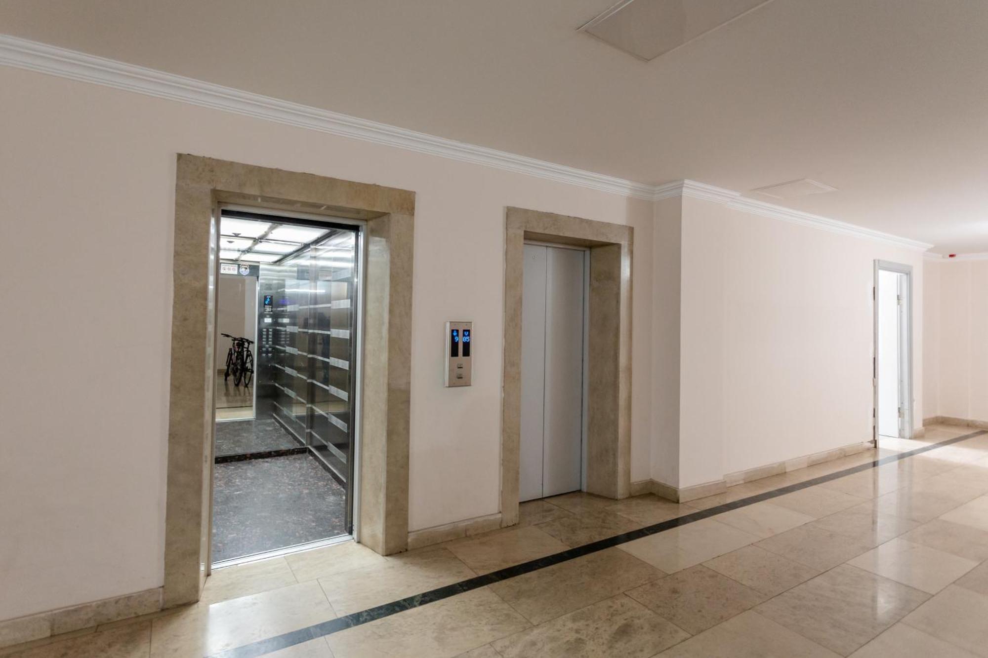 City Luxury Apartment L تبليسي المظهر الخارجي الصورة